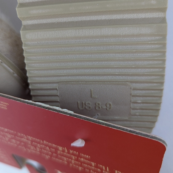 Kooba Dachshund Christmas Sleigh Slippers Embroidered Faux Fur Felt L (8-9) NWT - Picture 13 of 14